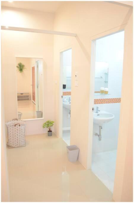 100Sqm 2 Bed Apartment Sukhothai City Экстерьер фото