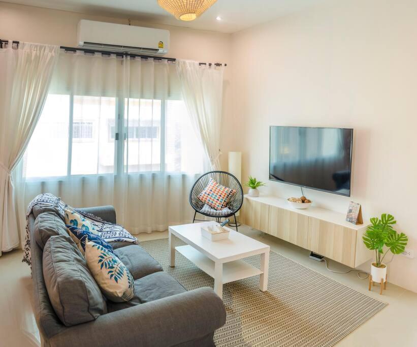 100Sqm 2 Bed Apartment Sukhothai City Экстерьер фото